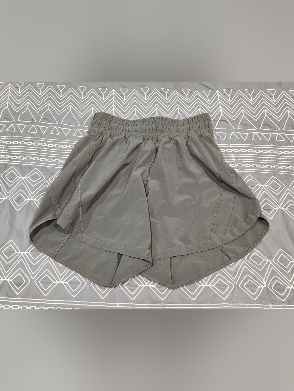 Lululemon Track That High Rise Lined Shorts Size 6